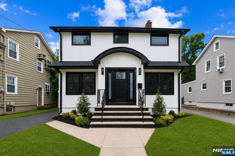 Photo of 307 Hillside Avenue, Nutley, NJ 07110 (MLS # 26020699)