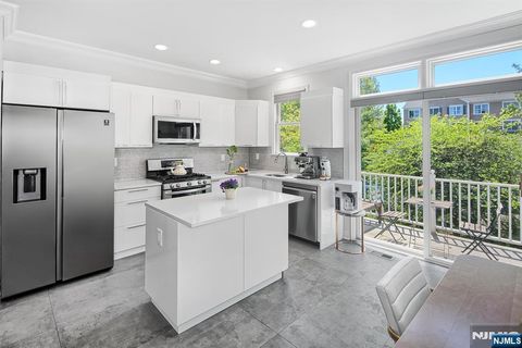 Photo of 249 Brower Court, West New York, NJ 07093 (MLS # 26015375)