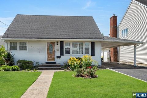 Photo of 178 Cambridge Avenue, Saddle Brook, NJ 07663 (MLS # 26022124)