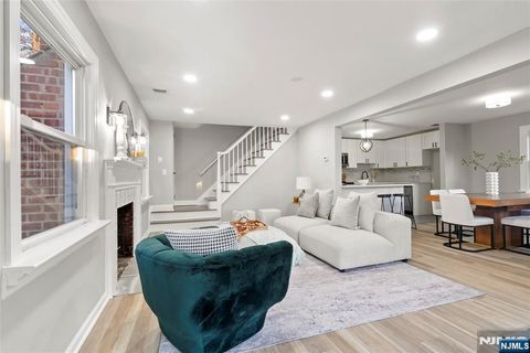 77 Chestnut Drive Wayne NJ 07470