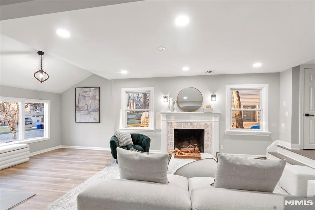 Photo of 77 Chestnut Drive, Wayne, NJ 07470 (MLS # 26006820)