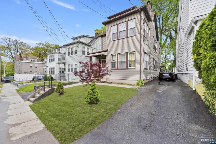 Welcome to this gorgeous 2 Family home in a prime location! This property features two spacious units, perfect for generating rental income or as a primary residence with an opportunity to rent out the second unit. This property is located in a highly desirable area, offering easy access to public transportation and major highways. The backyard provides an excellent space for outdoor activities and relaxation. This is an incredible opportunity for investors to generate two streams of rental income, or for those looking to own a spacious home with the added benefit of renting out the second unit. Don't miss out on this opportunity to own this stunning 2 Family home! Schedule your showing today!