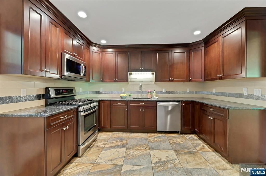 Photo of 297 E Pines Lake Drive, Wayne, NJ 07470 (MLS # 26016966)