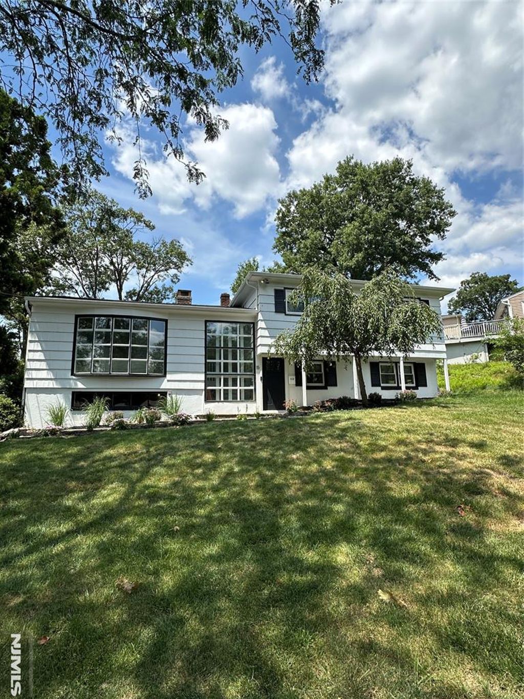 Photo of 15 Korwel Circle, West Orange, NJ 07052 (MLS # 25027480)