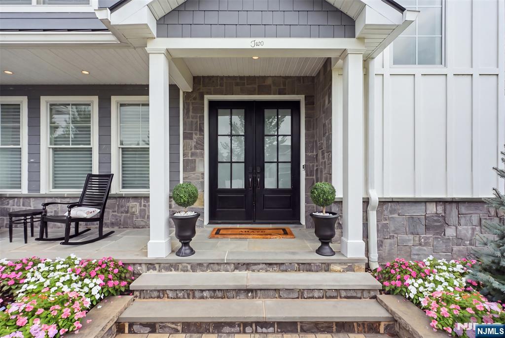 Homes for Sale in Northern NJ | ThisIsRiverEdge.com 2 Churchill Court