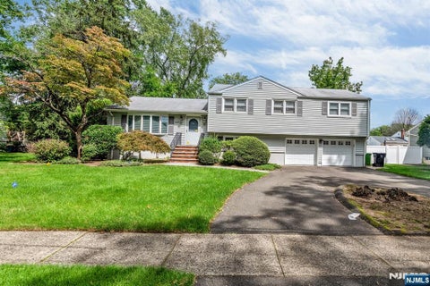 Photo of 23 Hampshire Rd, Paramus, NJ 07652 (MLS # 26034346)