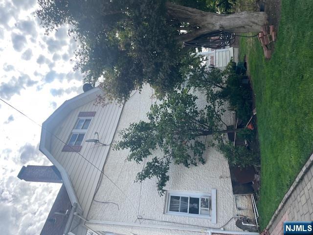 90 Dewitt Place