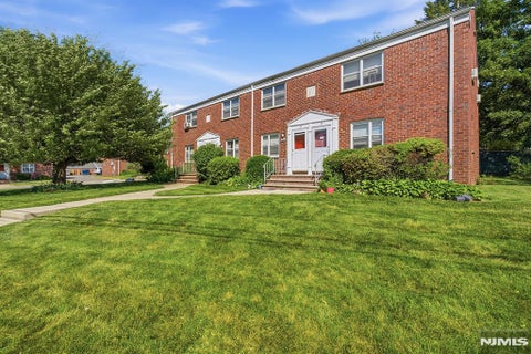 Photo of 358 Esplanade #55, Hackensack, NJ 07601 (MLS # 26022117)