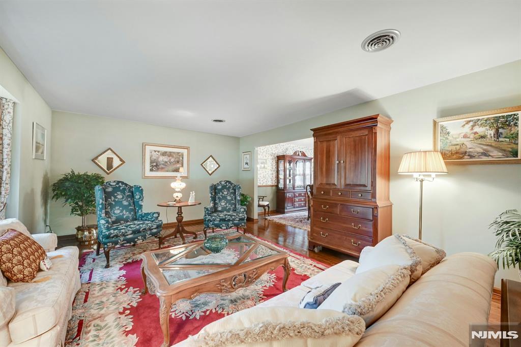 210 Blanch