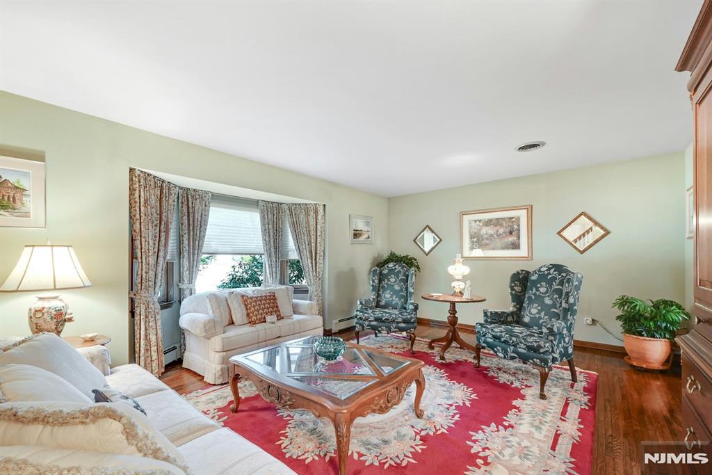 210 Blanch