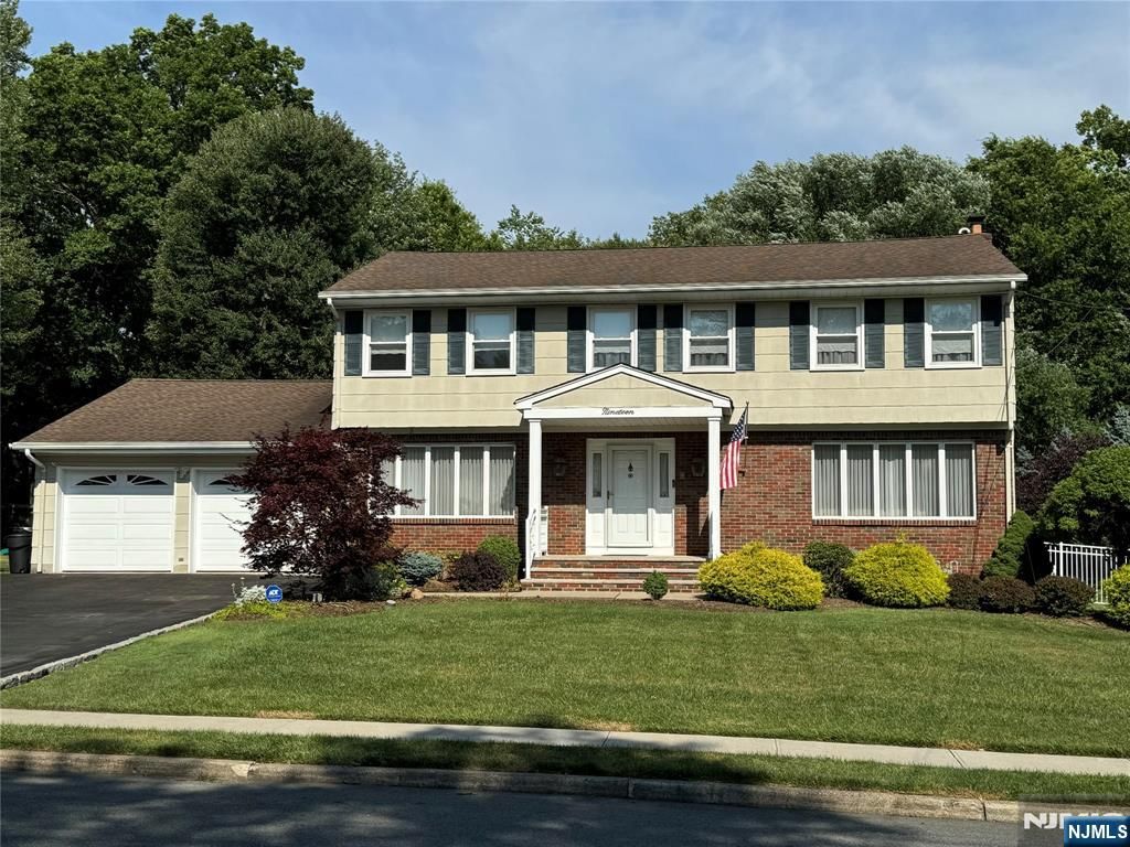 Photo of 19 Knox Terrace, Totowa, NJ 07512 (MLS # 26005512)