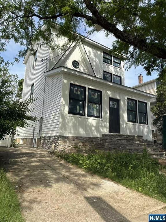 Property for Sale at 37 Cypress Street, Millburn, New Jersey - Bedrooms: 5 
Bathrooms: 5 
Rooms: 13  - $1,850,000