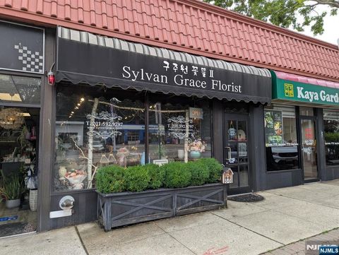 444 Broad Avenue Leonia NJ 07605
