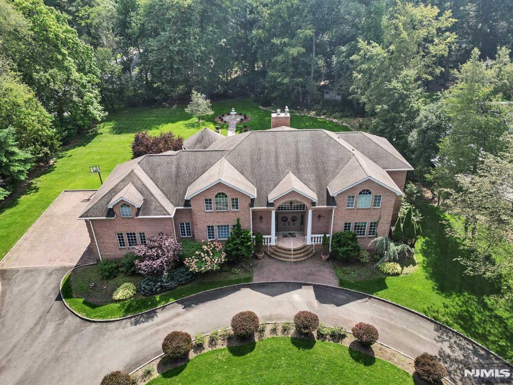 Property for Sale at 491 Brookside Avenue, Allendale, New Jersey - Bedrooms: 6 
Bathrooms: 6 
Rooms: 13  - $1,875,000