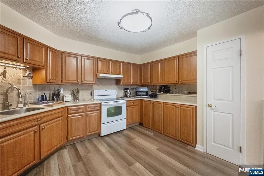 730 Harmon Cove Tower