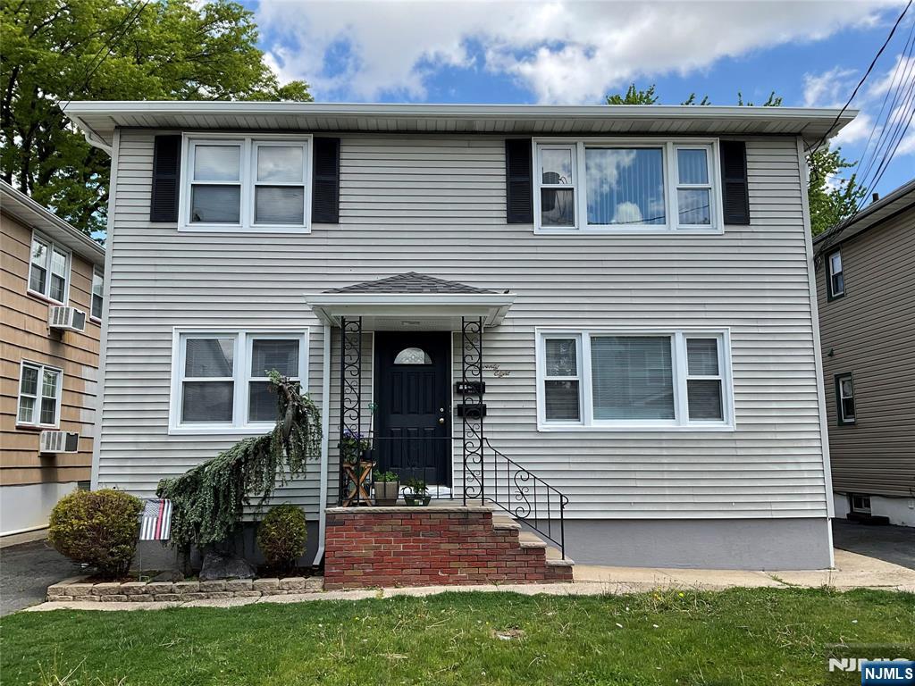 78 Front Street