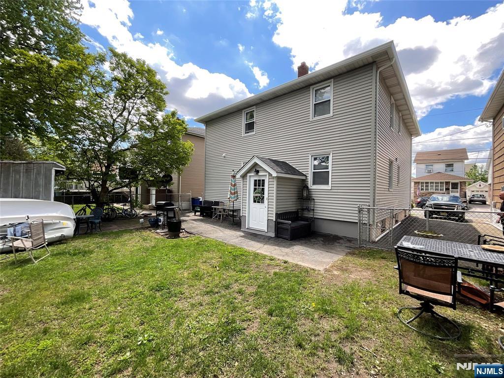 78 Front Street