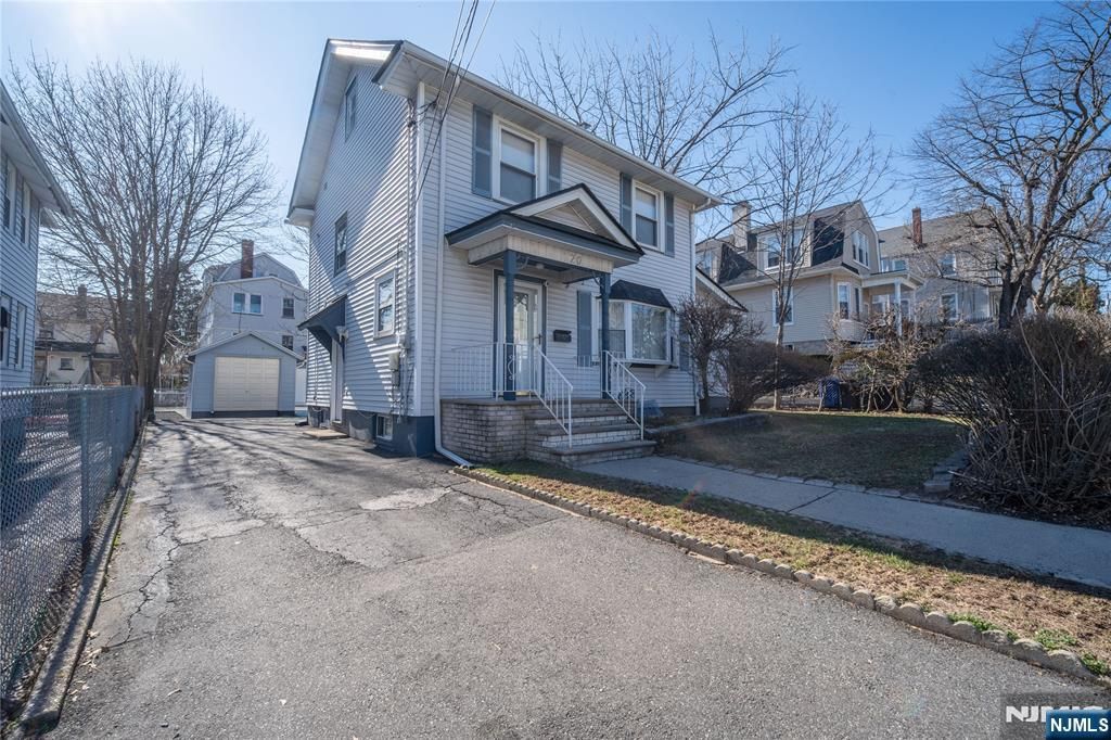 Photo of 20 Maple Street, West Orange, NJ 07052 (MLS # 26007551)