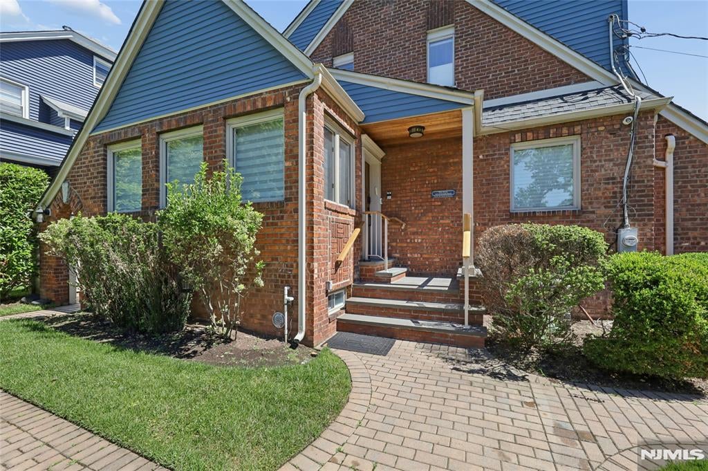 1474 Windsor Road