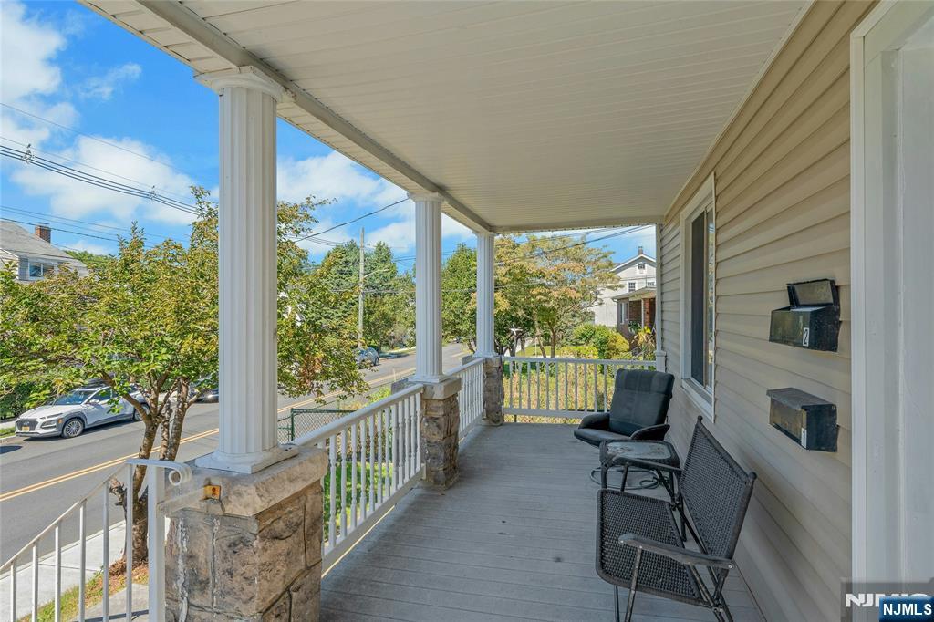 393 Main Street 1