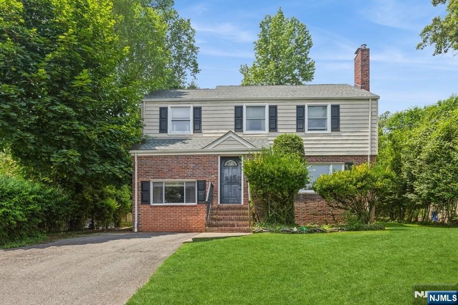 Property for Sale at 277 Jefferson Avenue, Cresskill, New Jersey - Bedrooms: 3 
Bathrooms: 2 
Rooms: 9  - $799,000