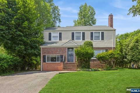 277 Jefferson Avenue Cresskill NJ 07626