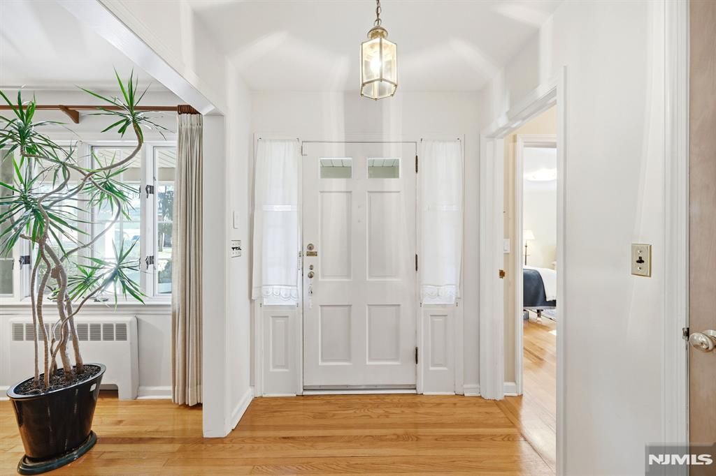 Photo of 50 S 5th Street, Park Ridge, NJ 07656 (MLS # 25041854)