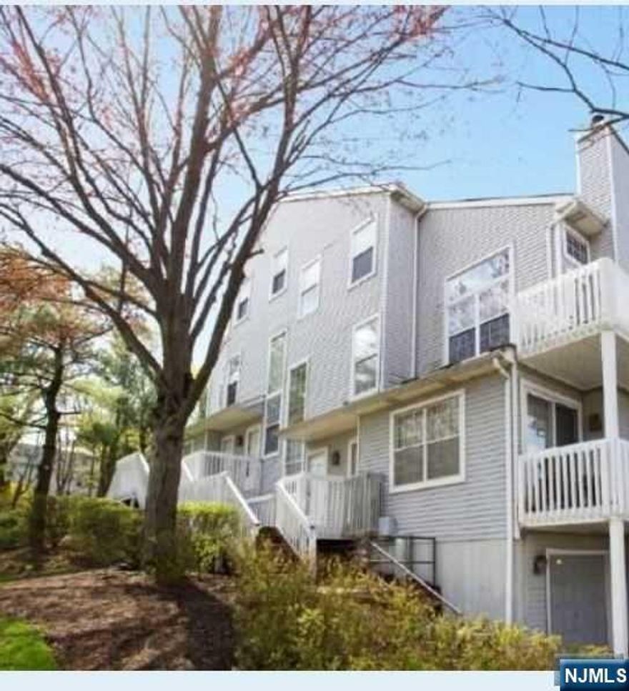 Totally updated with gorgeous new modern kitchen. Master bed is huge with walk in closet and a fabulous modern master bath. Lvrm with fireplace and laundry on main floor. Basement is fully finished with powder room and 3 extra rooms with versatile uses. Complex has plenty of onsite parking, pool, tennis and picnic area. Close to Houses of Worship, major highways and public transportation. Full size washer dryer hook up in basement is available at tenants expense.