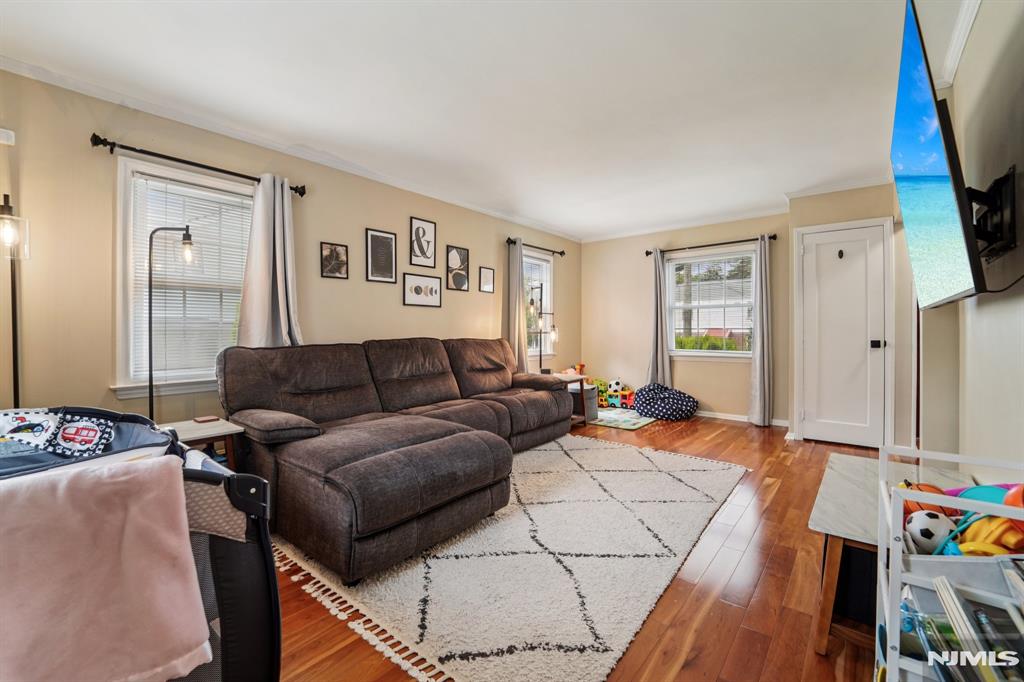 53 Hillcrest Drive