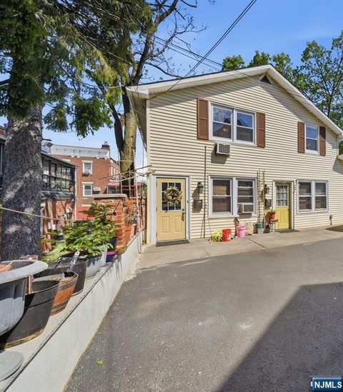 Photo of 386 Kinderkamack Rd, Oradell, NJ 07649 (MLS # 26016448)