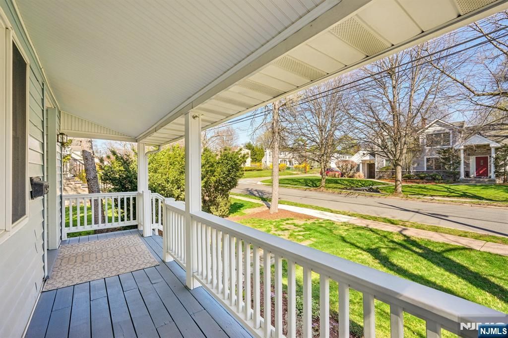 Photo of 454 Northern Parkway, Ridgewood Village, NJ 07450 (MLS # 26007312)