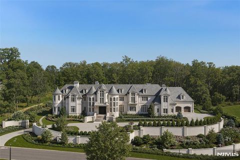 Photo of 10 Frick Drive, Alpine, NJ 07620 (MLS # 26009483)