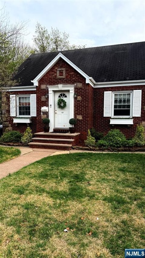 Photo of 40 Strathmore Terrace, Saddle Brook, NJ 07663 (MLS # 26013269)