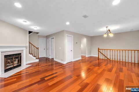 Photo of 1118 Sage Ct, Mahwah, NJ 07430 (MLS # 26036511)