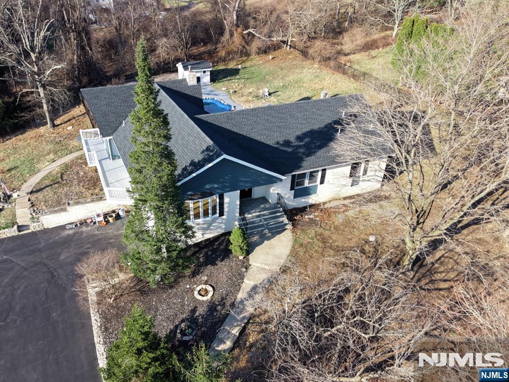 2 Rossi Drive