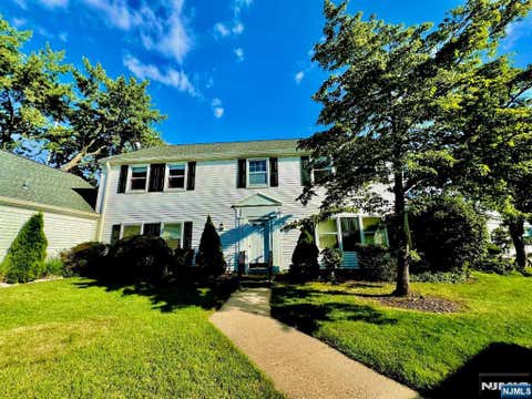 Photo of 263 Middlebury LN #263N, Other Areas, NJ 08831 (MLS # 26032076)