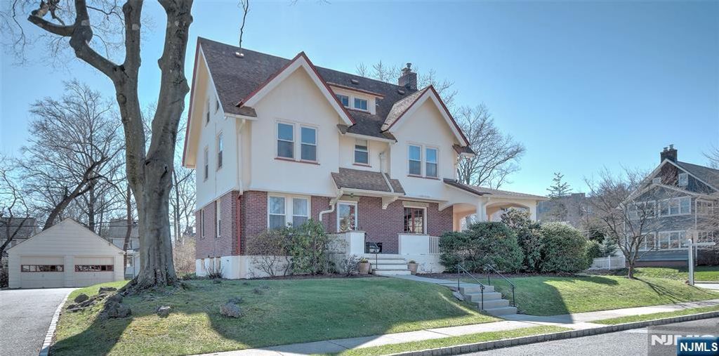 Photo of 28 Godfrey Road, Montclair, NJ 07043 (MLS # 26009906)