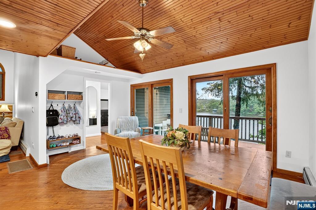106 Demarest