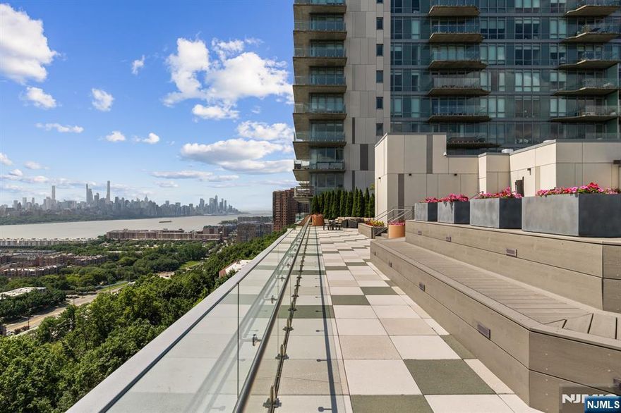 Experience 5-star living every day. This stunning, newer built residence at One Park offers the perfect blend of high-end finishes and tranquil rooftop space. Bathed in natural light, the home flows seamlessly from a designer kitchen to a sun-drenched balcony. The interior features a sophisticated master suite, a 2nd bedroom, spa-inspired full baths, and a convenient laundry room. Beyond your front door, indulge in an amenity package that rivals a luxury hotel: rooftop BBQs, a professional gym, yoga studio, private cinema, and more. Combined with a dedicated NY-Ferry shuttle, the ultimate Gold Coast lifestyle is now within reach.