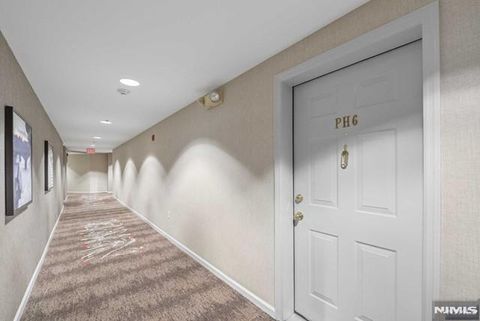 Photo of 406 Jefferson Ct #PH6, Edgewater, NJ 07020 (MLS # 26013048)