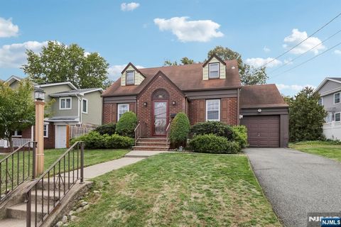 Photo of 38 Lowe Avenue, Fair Lawn, NJ 07410 (MLS # 25037007)