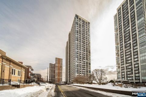 200 Old Palisade Road 16E Fort Lee NJ 07024