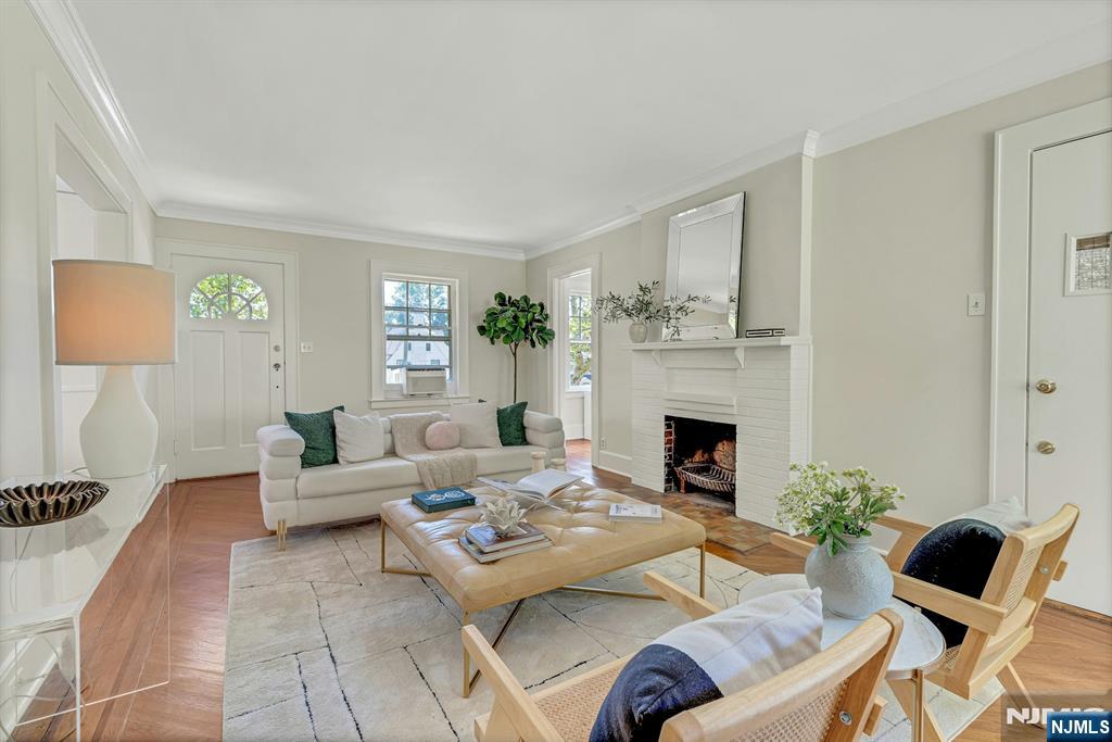 148 Essex Avenue