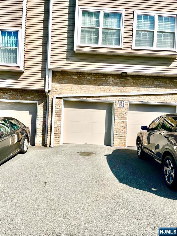 504 Windsor Drive
