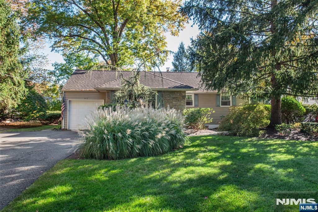 412 Harristown Road