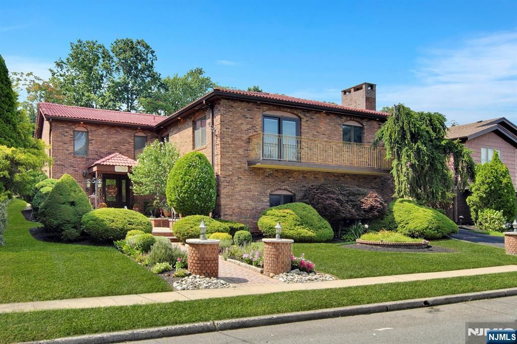 Photo of 109 Wilson Street, Nutley, NJ 07110 (MLS # 25029163)