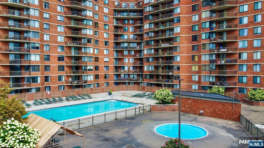 117 Harmon Cove Tower 117