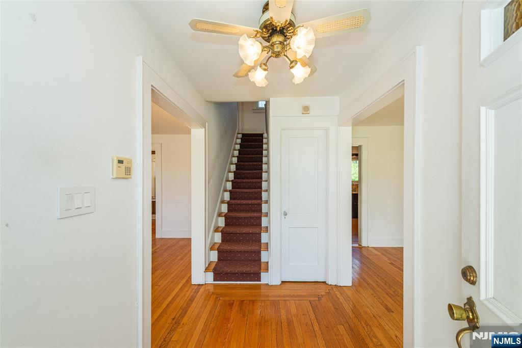 27 Glenview Road