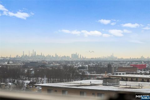 Photo of 280 Prospect Ave #9H, Hackensack, NJ 07601 (MLS # 26002820)