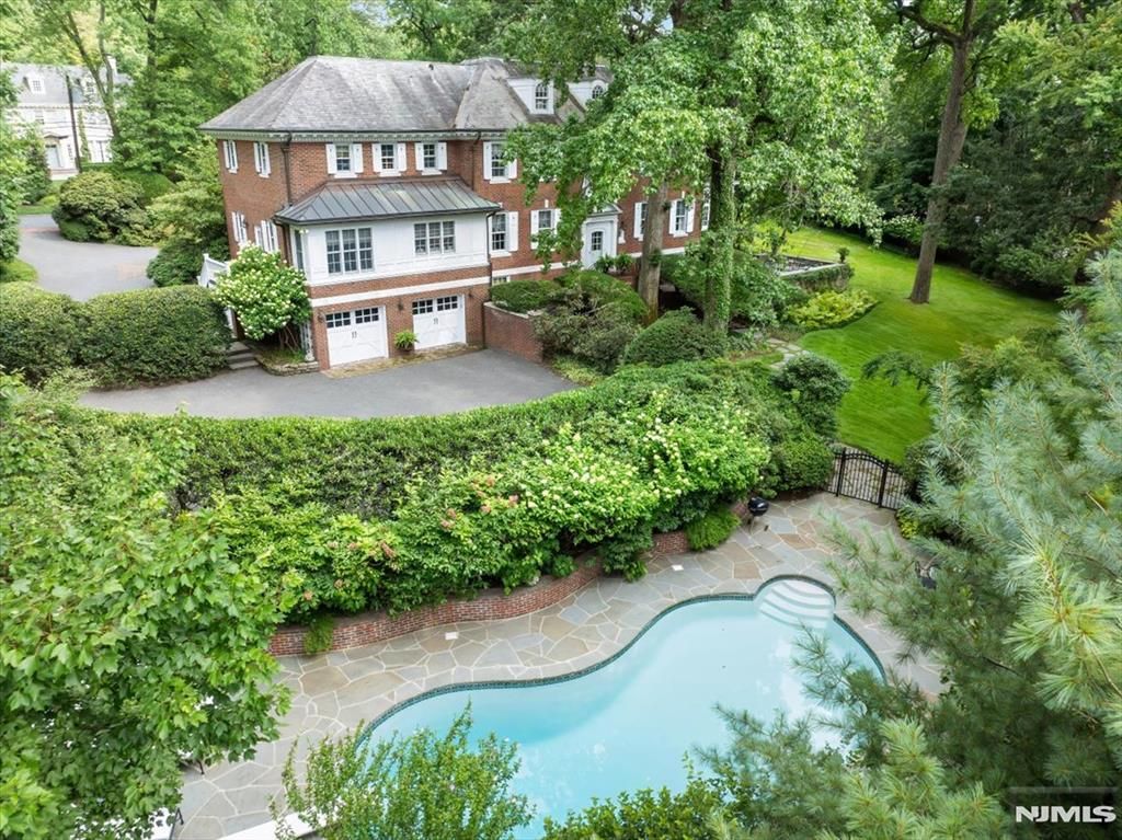 Photo of 200 Lincoln Street, Englewood, NJ 07631 (MLS # 25041807)